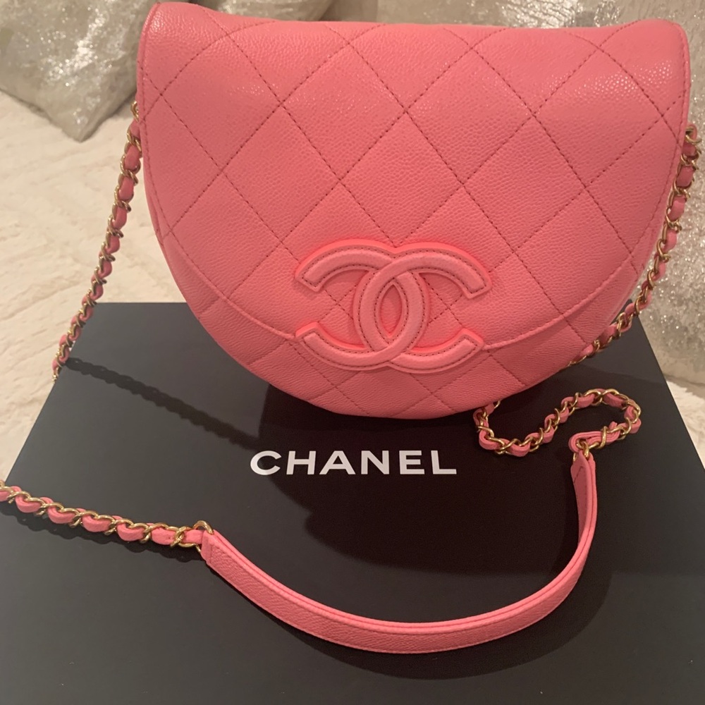 Chanel crossbody bag